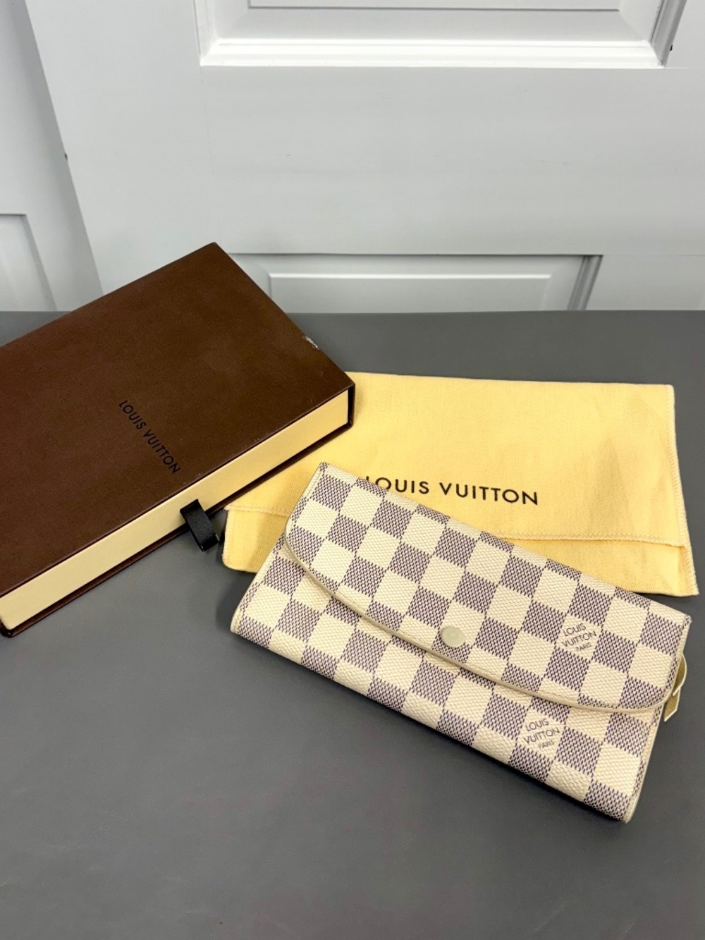 Louis Vuitton Damier Azur Canvas Zippy Organizer Wallet